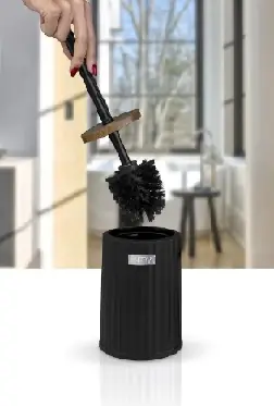 WC Brush Round Striped Brown